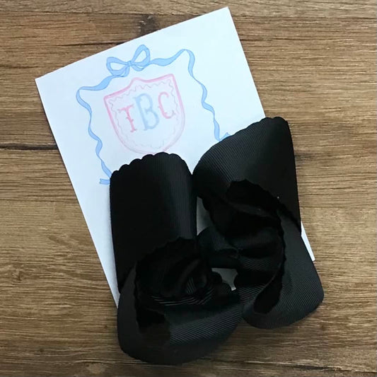 TBC Black Scallop Bow Clip