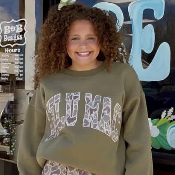 Lulu Mac Sweatshirt Sage with Camo