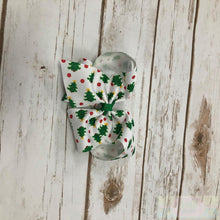 Load image into Gallery viewer, Wee Ones King Printed Seasonal Hairbow Clip